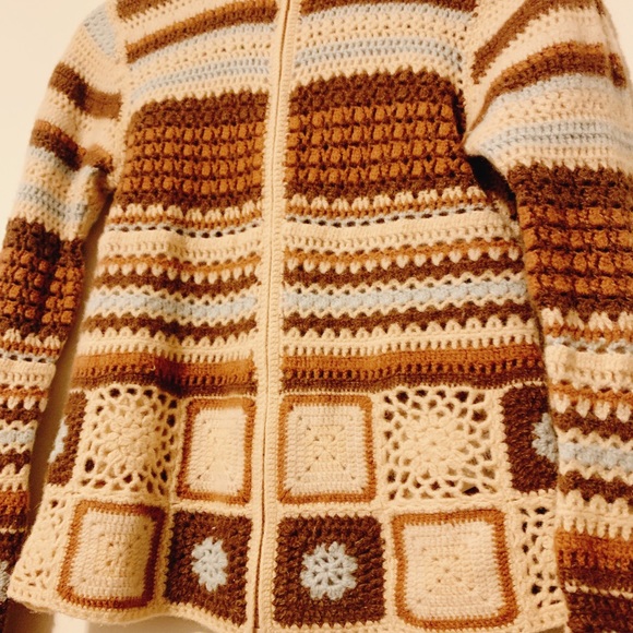 Beautiful crochet knit cardigan - Picture 4 of 8